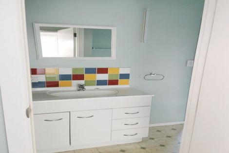 Photo of property in 44b Whiteley Street, Moturoa, New Plymouth, 4310