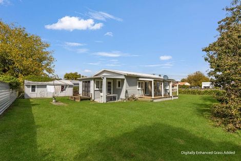 Photo of property in 11 Tawa Street, Edgecumbe, 3120