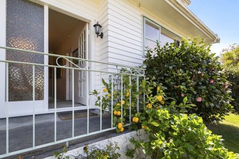 Photo of property in 3 Mckeefry Grove, Tawa, Wellington, 5028