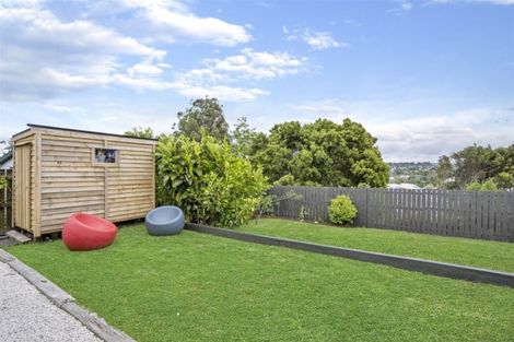 Photo of property in 117 Bruce Road, Glenfield, Auckland, 0629
