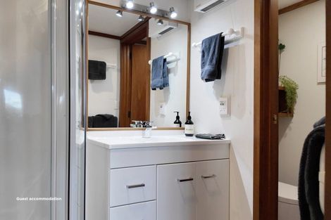 Photo of property in 39 Wakeman Road, Acacia Bay, Taupo, 3330