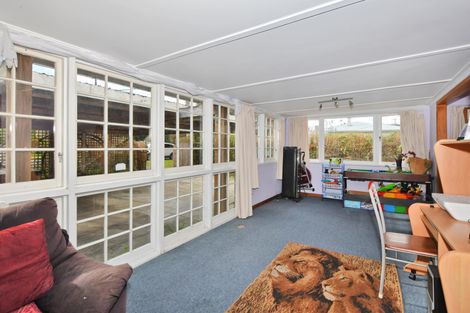 Photo of property in 1 Mclean Street, Woodville, 4920