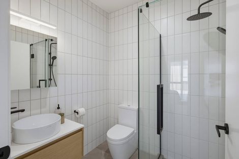 Photo of property in 21/10 Trieste Way, Paraparaumu, 5032