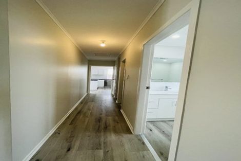 Photo of property in 1/26 Caravelle Close, Mangere, Auckland, 2022