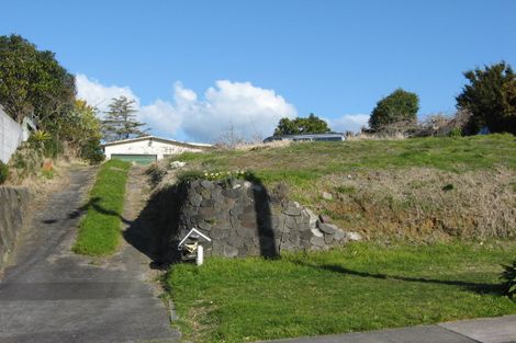 Photo of property in 19 Lismore Street, Strandon, New Plymouth, 4312