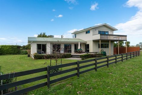 Photo of property in 2352 River Road, Horsham Downs, Hamilton, 3281