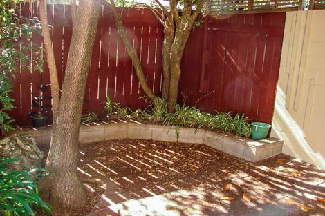 Photo of property in 2/92 Sartors Avenue, Browns Bay, Auckland, 0630