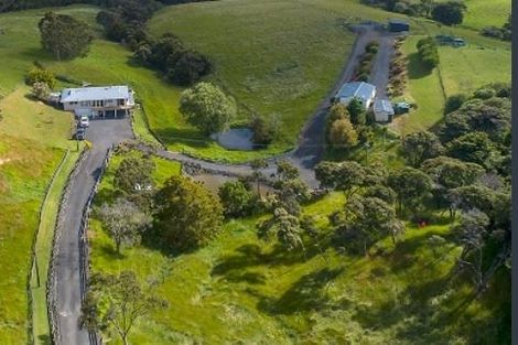 Photo of property in 220 Anderson Road, Helensville, 0875