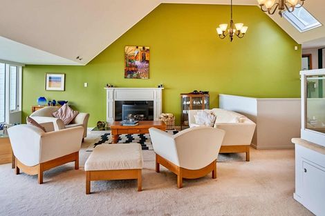 Photo of property in 59 Rama Crescent, Khandallah, Wellington, 6035