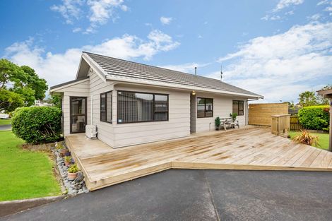 Photo of property in 4 Destino Court, Conifer Grove, Takanini, 2112