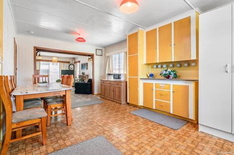 Photo of property in 73 Manuroa Road, Takanini, 2112