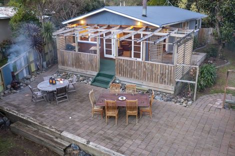 Photo of property in 216 Main Road South, Raumati South, Paraparaumu, 5032