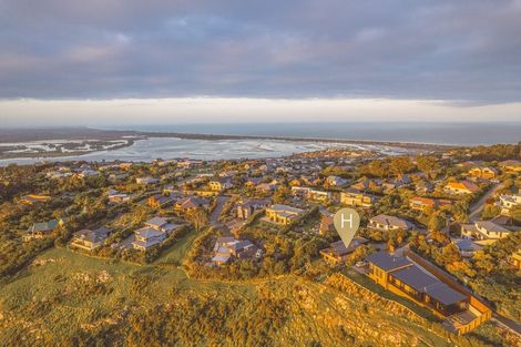 Photo of property in 3 Plains View, Mount Pleasant, Christchurch, 8081