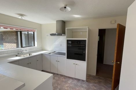 Photo of property in 134 Racecourse Road, Sockburn, Christchurch, 8042