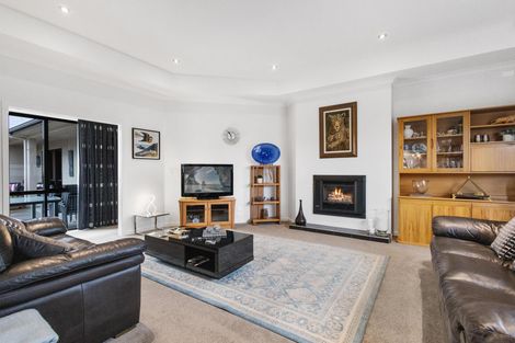 Photo of property in 19c Cooper Crescent, Cambridge, 3434