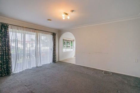 Photo of property in 16 Valentine Street, Papakura, 2110