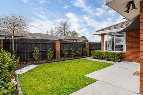 Photo of property in 2/9 Cassidy Place, Belfast, Christchurch, 8051