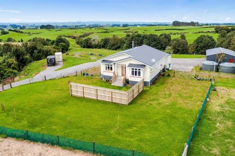 Photo of property in 403 Opunake Road, Cardiff, Stratford, 4391