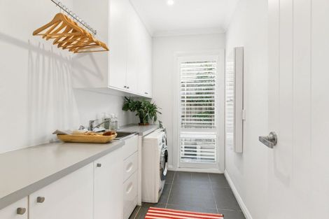 Photo of property in 8 Lochiel Road, Khandallah, Wellington, 6035