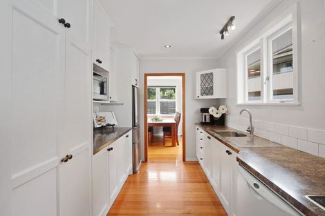 Photo of property in 15 Red Hill Road, Red Hill, Papakura, 2110