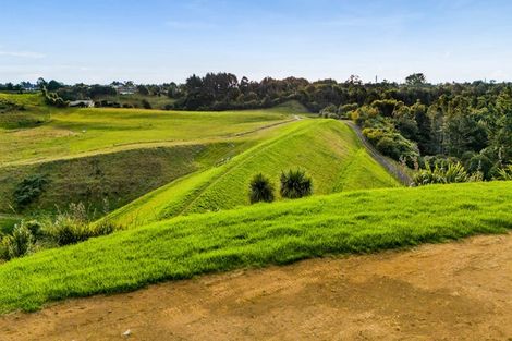 Photo of property in 10 Aderman Place, Hurworth, New Plymouth, 4310