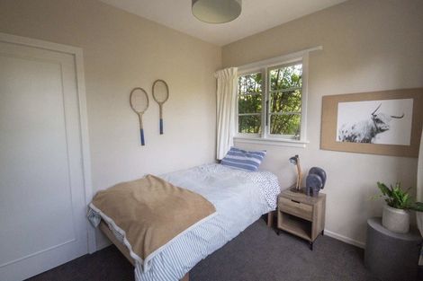 Photo of property in 32 Aorangi Road, Bryndwr, Christchurch, 8053