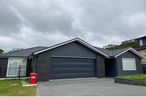 Photo of property in 12 Topsail Way, Whitby, Porirua, 5024