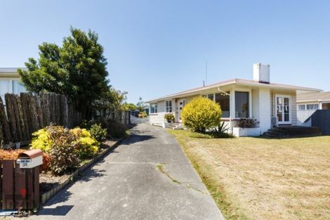 Photo of property in 35 Karamea Crescent, Kelvin Grove, Palmerston North, 4414
