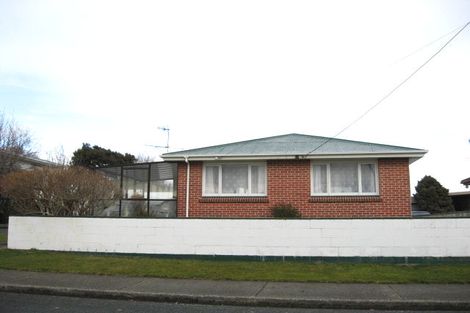 Photo of property in 35 Holloway Street, Waikiwi, Invercargill, 9810