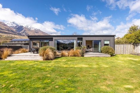 Photo of property in 50 Coll Street, Glenorchy, 9372