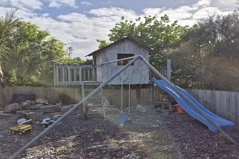 Photo of property in 17 Gorge Road, Maungaturoto, 0520