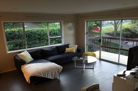 Photo of property in 1/26 Finn Place, Totara Vale, Auckland, 0629