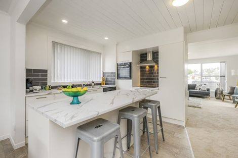 Photo of property in 5 Bunnythorpe Road, Papakura, 2110