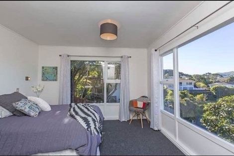 Photo of property in 171 Miromiro Road, Normandale, Lower Hutt, 5010