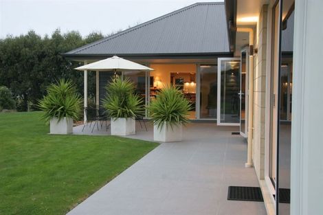 Photo of property in 224 Spur Road, Hadlow, Timaru, 7975