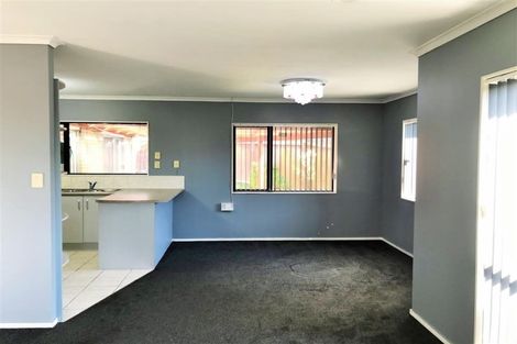 Photo of property in 66 Robert Ross Place, Clendon Park, Auckland, 2103