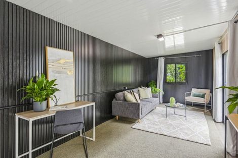 Photo of property in 52 Ruahine Street, Paraparaumu, 5032