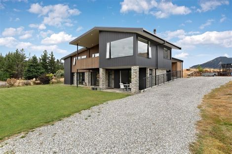 Photo of property in 17 Sam John Place, Lake Hawea, Wanaka, 9382