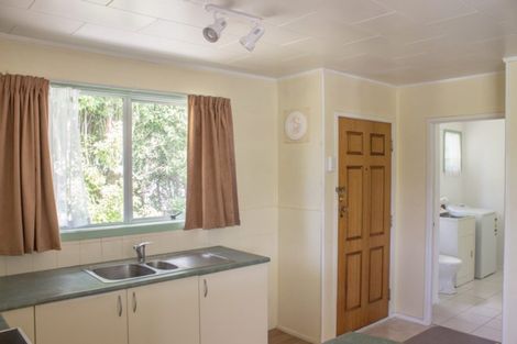 Photo of property in 27 Pipitea Place, Massey, Auckland, 0614