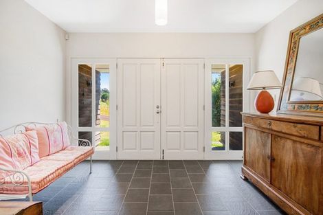 Photo of property in 52 Balboa Drive, Matakatia, Whangaparaoa, 0930