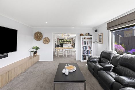 Photo of property in 53 Mount Nicholas Avenue, Wanaka, 9305