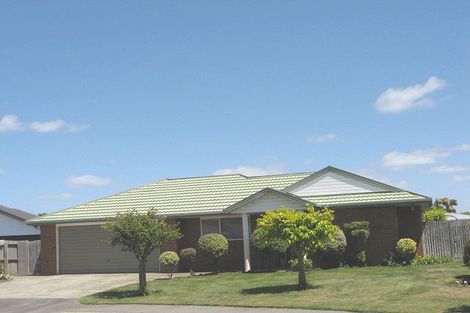 Photo of property in 27 Rue De La Mare, Parklands, Christchurch, 8083