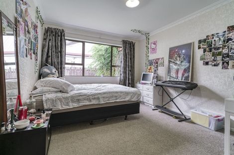 Photo of property in 124 Grey Street, Cambridge, 3434