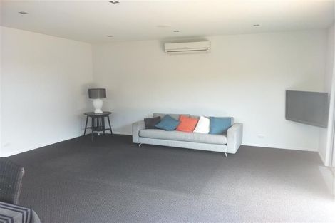 Photo of property in 292 Devon Street West, New Plymouth, 4310