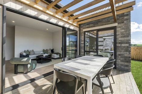 Photo of property in 14 Shropshire Street, Karaka, 2580