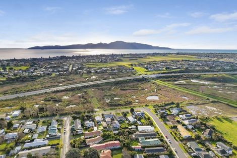 Photo of property in 10 Manawa Avenue, Raumati Beach, Paraparaumu, 5032