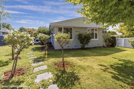 Photo of property in 2 Anstorer Street, Bryndwr, Christchurch, 8053