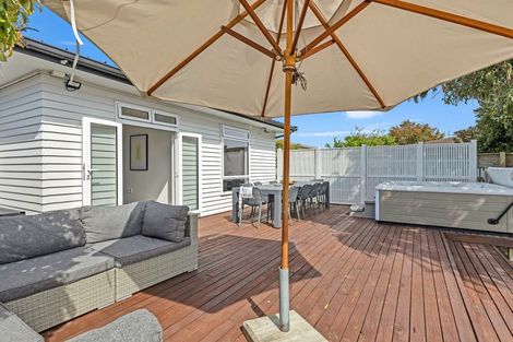 Photo of property in 215 Riverslea Road South, Akina, Hastings, 4122