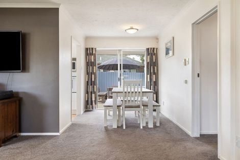Photo of property in 10 Humphries Place, Awapuni, Palmerston North, 4412