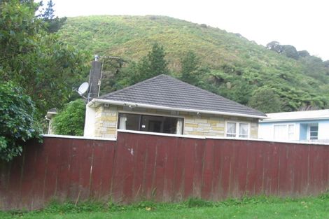 Photo of property in 59 Sunny Grove, Wainuiomata, Lower Hutt, 5014